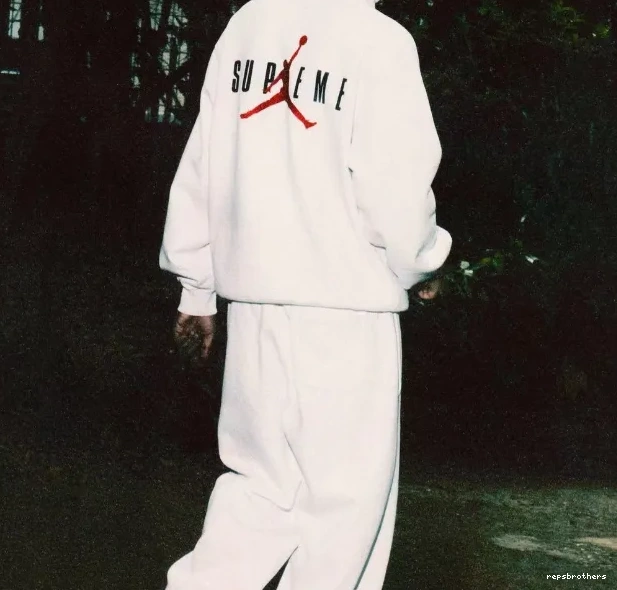 HOODED 24FW ¥329 SWEATSHIRT 0731